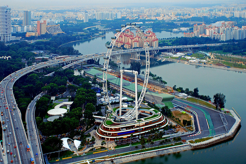 8. Singapore Flyer – Soar Above the City